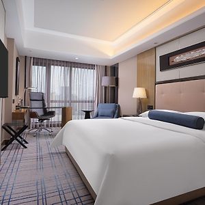 Executive King Room